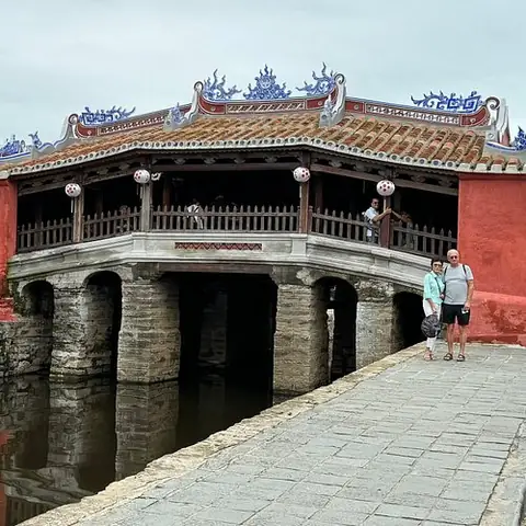 Best Tailors In Hoi An: Lựa Chọn Hàng Đầu Cho Du Khách Quốc Tế
