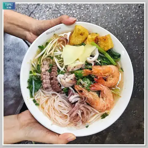 Vũ Xoăn – Top Quán Bún Hải Sản Cầu Giấy Ngon Xuýt Xoa