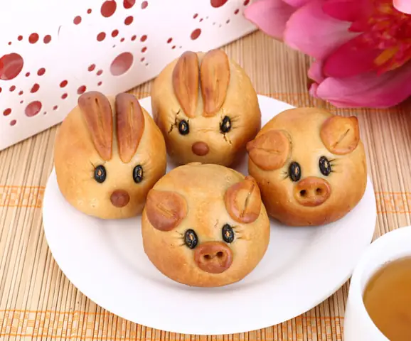 Cách Làm Con Vật Trung Thu Đáng Yêu: Hướng Dẫn Chi Tiết Từ Chuyên Gia Banh-trung-thu-con-heo-