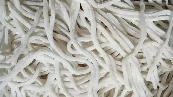Hướng Dẫn Chi Tiết Các Bước Chế Biến Bánh Canh Khô Hà Tĩnh