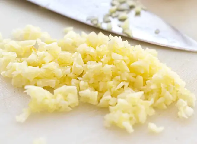 Học Cách Pha Nước Chấm Nem Tai Lợn Học Cách Pha Nước Chấm Nem Tai Lợn