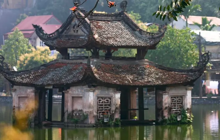 Hồ Long Trì Hồ Long Trì