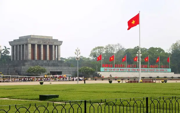 Quảng Trường Ba Đình - Lăng Chủ Tịch Hồ Chí Minh Quảng Trường Ba Đình - Lăng Chủ Tịch Hồ Chí Minh