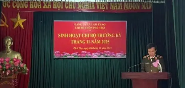 Đồng Chí Giám Đốc Công An Tỉnh Dự Sinh Hoạt Chi Bộ Tại Thôn Phú Thọ, Xã Lâm Thao