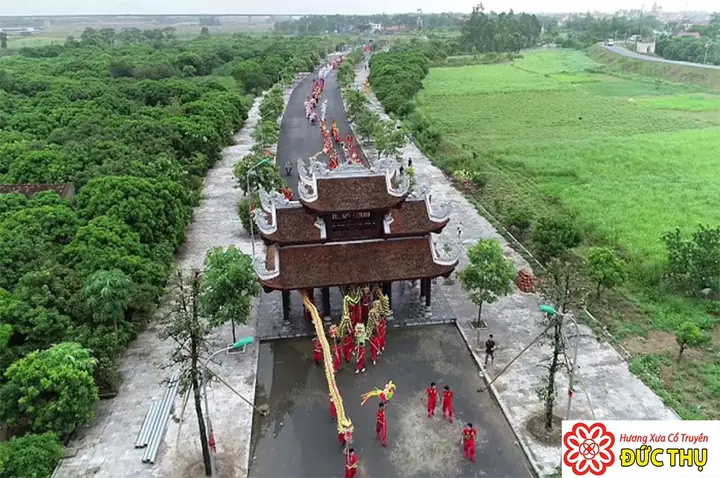 Hương Xưa Đức Thụ Hương Xưa Đức Thụ