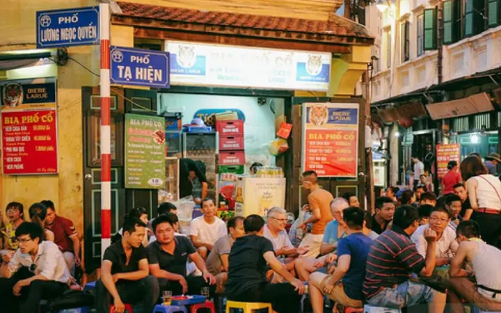Hanoi Pub Crawl: Discover The City's Best Bars And Nightlife Hanoi Pub Crawl: Discover The City's Best Bars And Nightlife