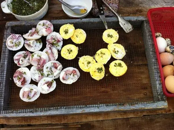 Những Món Ngon Không Thể Bỏ Qua Ở Đảo Bình Hưng