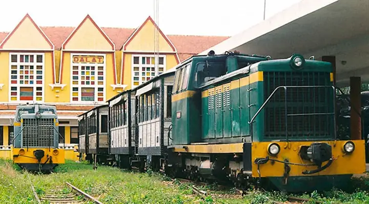 Nhà Ga Xe Lửa Đà Lạt Nhà Ga Xe Lửa Đà Lạt