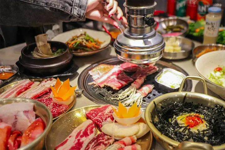 Nhà Hàng Lẩu Và Nướng Nhà Hàng Lẩu Và Nướng