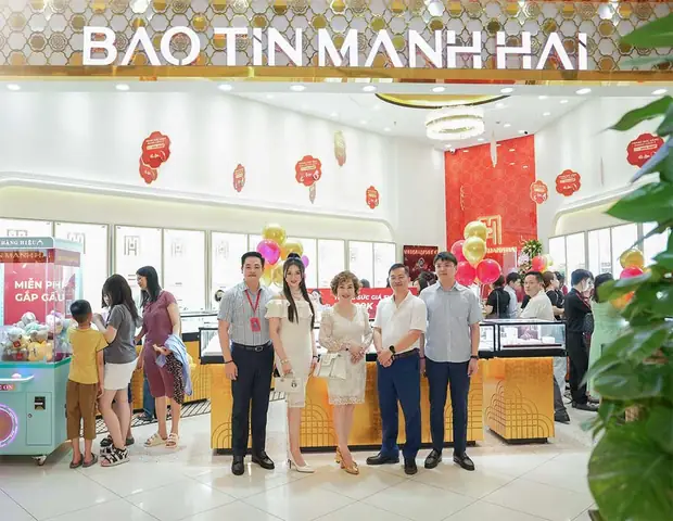 Khu Mua Sắm Đồ Trang Sức, Mỹ Phẩm & Phụ Kiện Khu Mua Sắm Đồ Trang Sức, Mỹ Phẩm & Phụ Kiện