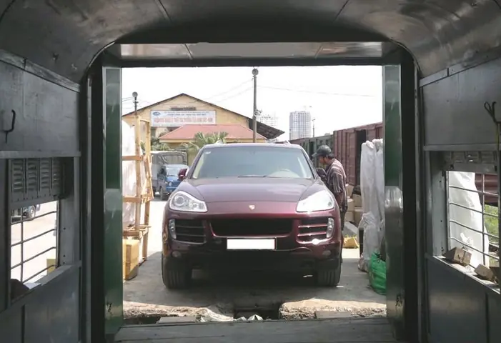 Gửi ô tô vào Sài Gòn: Chi phí và kinh nghiệm cần biết Gửi Ô Tô Vào Sài Gòn: Chi Phí Và Kinh Nghiệm Cần Biết