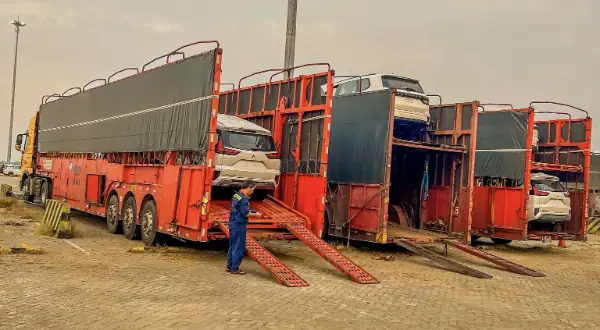 Gửi Ô Tô Vào Sài Gòn: Chi Phí Và Kinh Nghiệm Cần Biết Gửi Ô Tô Vào Sài Gòn: Chi Phí Và Kinh Nghiệm Cần Biết