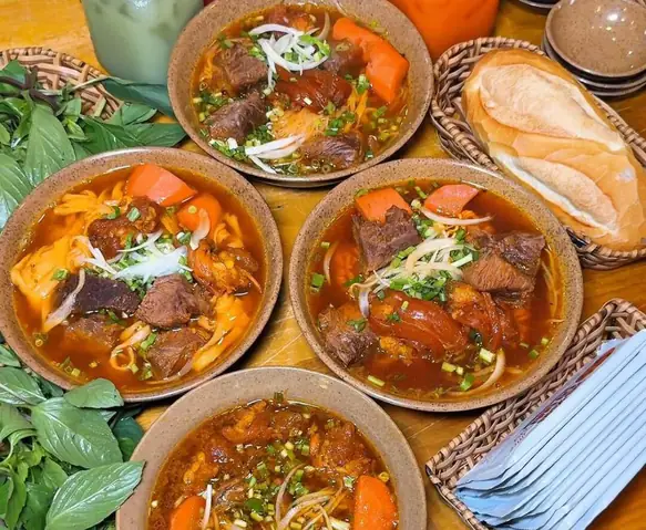 Bò Kho Cô Mai: Di Sản Ẩm Thực Pháp Việt Quyến Luyến