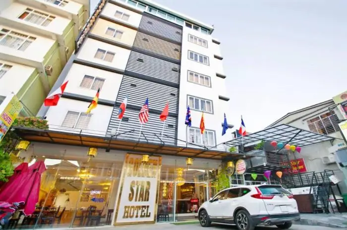 14. Golden Star Hotel