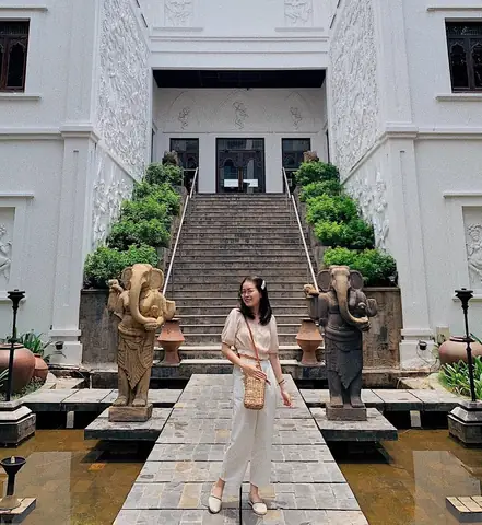 Trọn Gói 2n1đ Nghỉ Dưỡng Ở Khách Sạn Chloe Gallery Sài Gòn + Xe Đưa Đón + Liệu Trình Spa Chỉ 1.900.000đ/khách