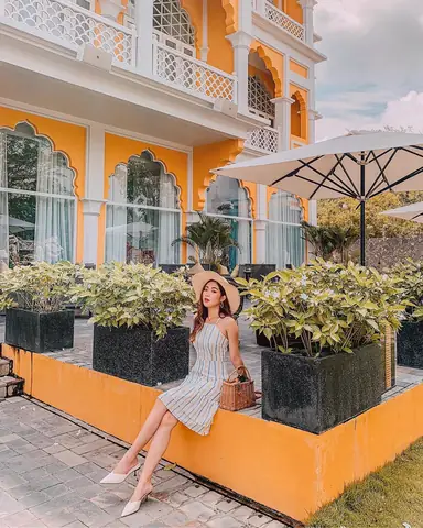 Trọn Gói 2n1đ Nghỉ Dưỡng Ở Khách Sạn Chloe Gallery Sài Gòn + Xe Đưa Đón + Liệu Trình Spa Chỉ 1.900.000đ/khách