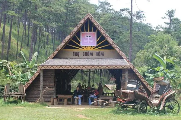 Làng Dân Tộc Ở Đà Lạt: Khám Phá Nét Văn Hóa Độc Đáo Của Cao Nguyên