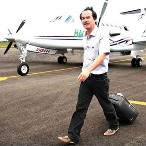 Hướng Dẫn Sở Hữu và Khai Thác Máy Bay Tư Nhân Ở Việt Nam Bầu Đức Là Người Việt Nam Đầu Tiên Sở Hữu Máy Bay Riêng (ảnh: Dân Trí).