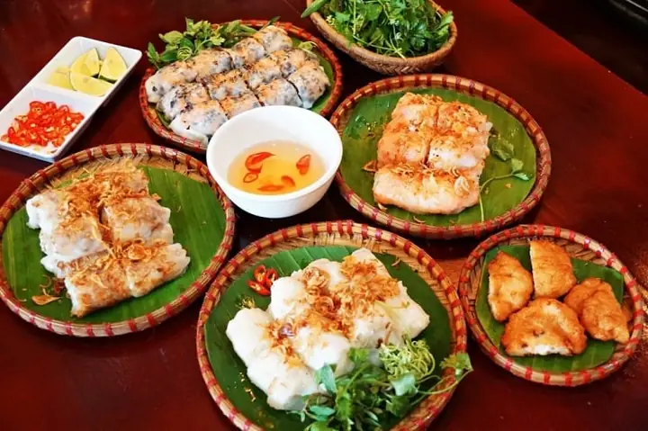 Khám Phá Tinh Hoa Ẩm Thực: Những Món Ăn Ở Vịnh Hạ Long Không Thể Bỏ Lỡ Khám Phá Tinh Hoa Ẩm Thực: Những Món Ăn Ở Vịnh Hạ Long Không Thể Bỏ Lỡ