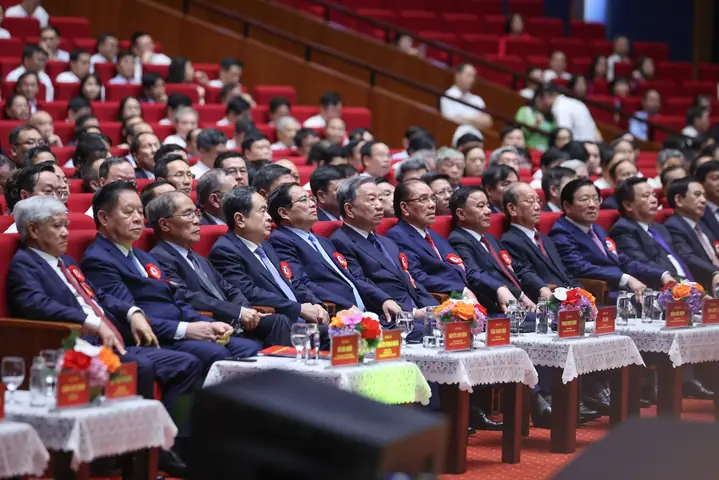 (chinhphu.vn) - Sáng Nay 21/6, Tại Trung Tâm Hội Nghị Quốc Gia, Diễn Ra Lễ Kỷ Niệm 100 Năm Ngày Báo Chí Cách Mạng Việt Nam (21/6/1925 - 21/6/2025).
