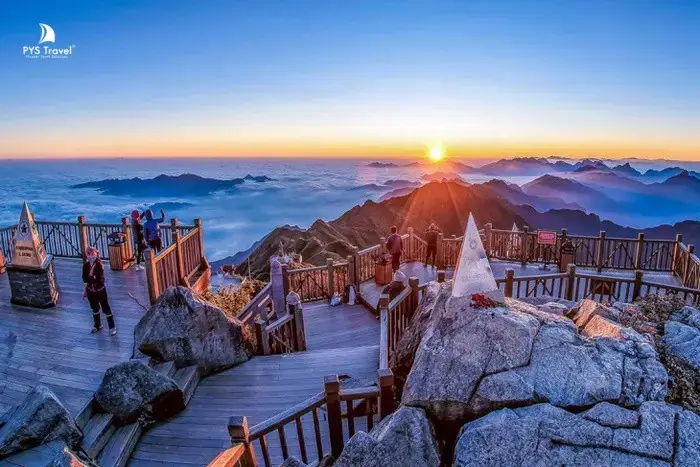10. Sa Pa - Nơi Đất Trời Gặp Gỡ 10. Sa Pa - Nơi Đất Trời Gặp Gỡ