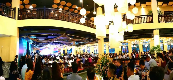 Chất Lượng Dịch Vụ Chu Đáo, Tận Tâm Chất Lượng Dịch Vụ Chu Đáo, Tận Tâm
