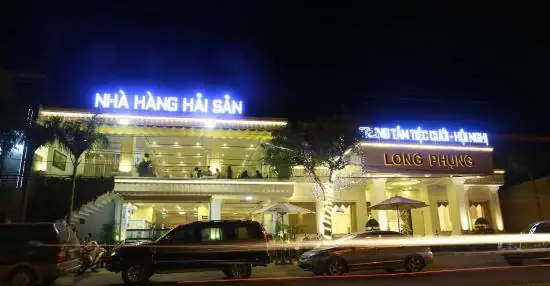 Nhà Hàng Long Phụng Tam Kỳ: Gợi Mở Về Ẩm Thực Việt & Visa Quốc Tế