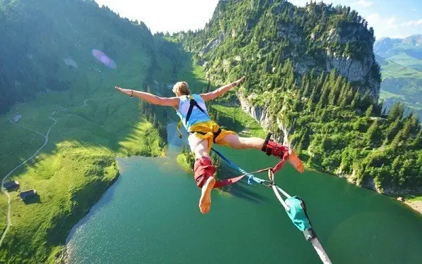 Nhảy Bungee Ở Đâu Việt Nam: Khám Phá Trải Nghiệm Mạo Hiểm Độc Đáo