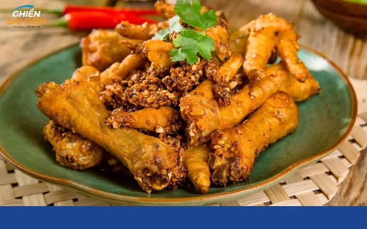 Chân Gà Quái Thú – Một Trong Những Món Ăn Lạ Ở Sài Gòn