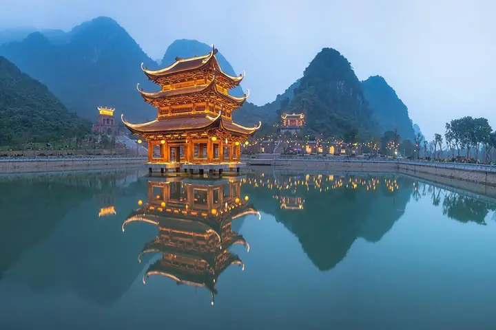 Quần Thể Tam Chúc