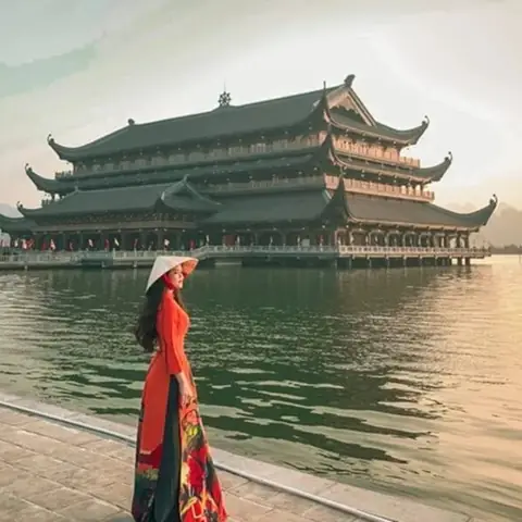 Du Lịch Tam Chúc