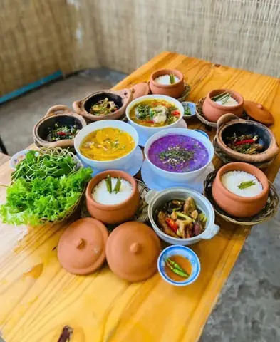 Cẩm nang ẩm thực: Quán cơm canh chua cá kho tộ ở Cần Thơ Quán Ăn Tuấn Phát Cần Thơ: Đơn Giản Mà Ngon Miệng