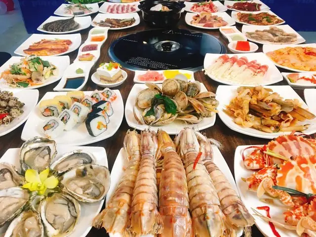 14. Buffet Sea Star – Quán Lẩu Ngon Hà Nội Không Thể Bỏ Lỡ 14. Buffet Sea Star – Quán Lẩu Ngon Hà Nội Không Thể Bỏ Lỡ