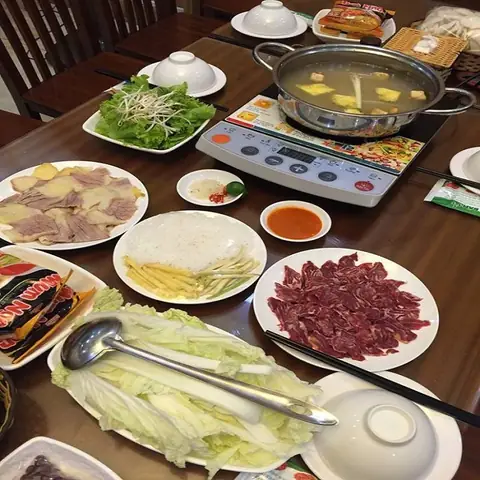 Lẩu Bò Nhúng Dấm 555 – Lẩu Ngon Hà Nội Lẩu Bò Nhúng Dấm 555 – Lẩu Ngon Hà Nội