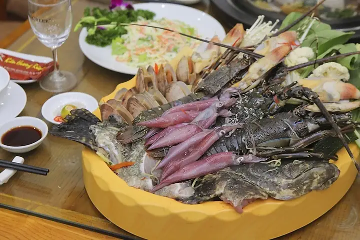13. Lẩu Hơi Caribe 13. Lẩu Hơi Caribe