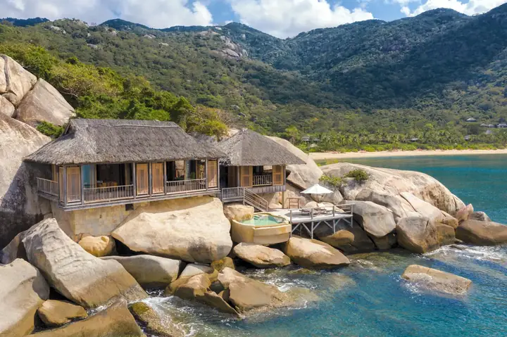 Top-10-resort-ven-bien-dep-nhat-viet-nam (2)-3