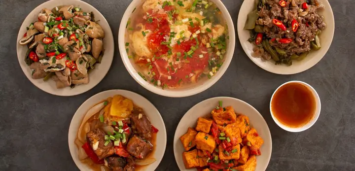 Cơm Rang Dưa Bò Dung Quán - Món Ăn Tối Ngon Giá Rẻ Cơm Rang Dưa Bò Dung Quán - Món Ăn Tối Ngon Giá Rẻ