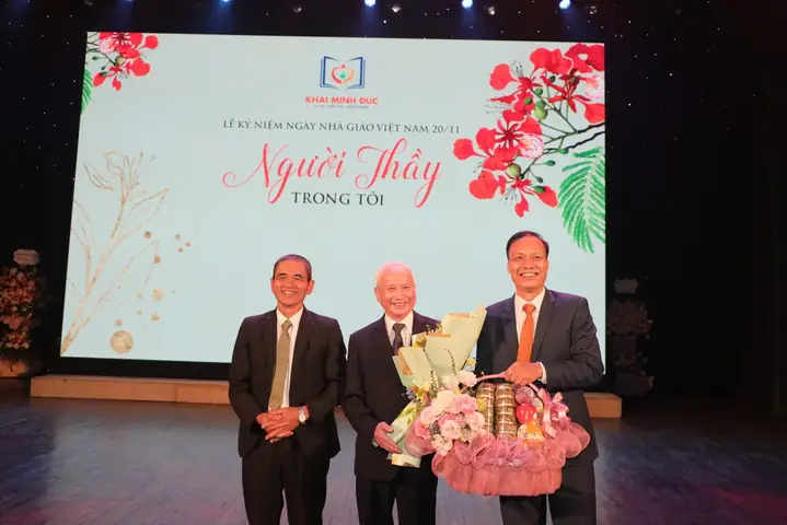 Sự Kiện Văn Hóa & Nghệ Thuật Lớn