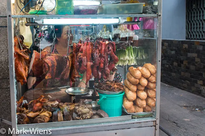 Quận 1 Sài Gòn ăn gì? Gợi ý Ẩm thực đa dạng cho du khách Where To Eat In Saigon District 1