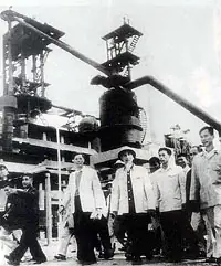 Ảnh Đế Trồng Một Gốc Lan Thành Tinh