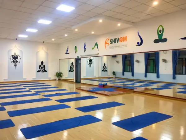 Phòng Tập Shivom Yoga Cần Thơ