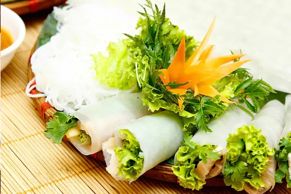 Bánh Tráng Cuốn Trảng Bàng Gồm Những Nguyên Liệu Gì?