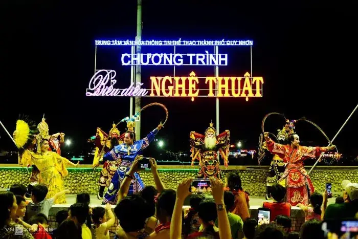 Phố Văn Hóa Nghệ Thuật Lê Đức Thọ Phố Văn Hóa Nghệ Thuật Lê Đức Thọ