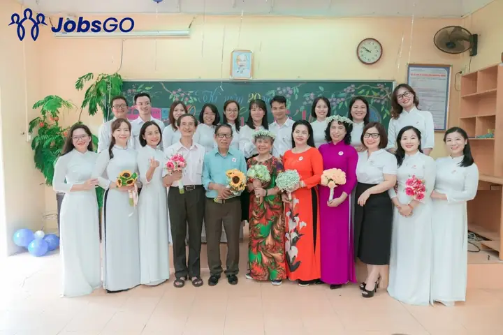 10 Tổ Chức Gặp Mặt Cựu Học Sinh & Thầy Cô