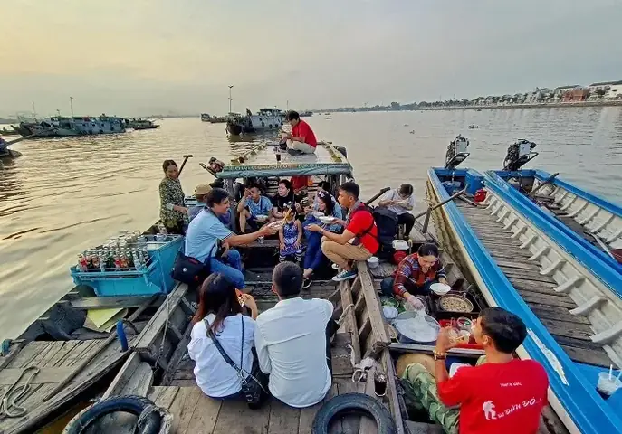 Chợ Nổi Long Xuyên Chợ Nổi Long Xuyên