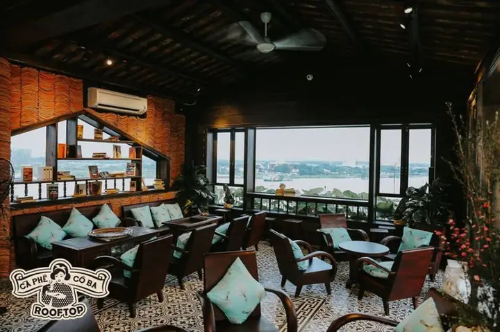 Cô Ba Rooftop Cafe