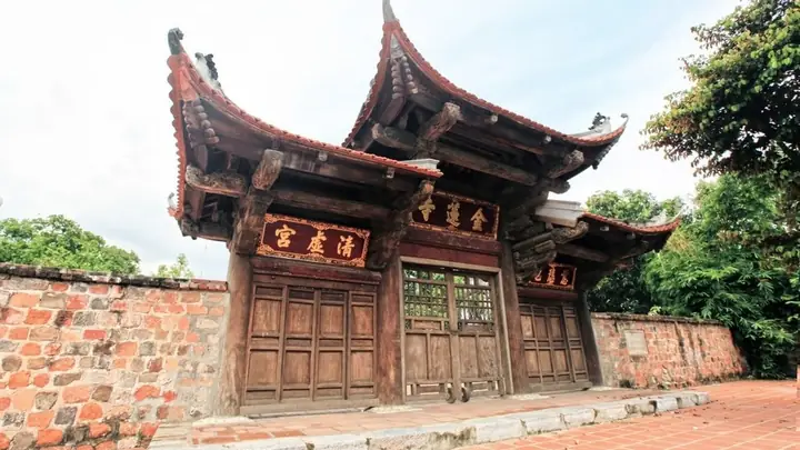 Chùa Cầu Tài Lộc Kim Liên
