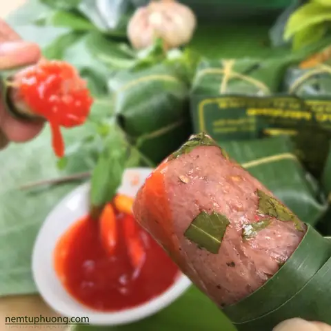 Hương Vị Đặc Trưng Chỉ Có Ở Nem Chua Thanh Hóa