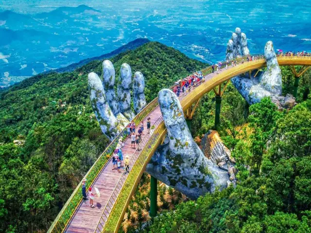 17. Bà Nà Hill - Địa Điểm Ăn Chơi Đà Nẵng