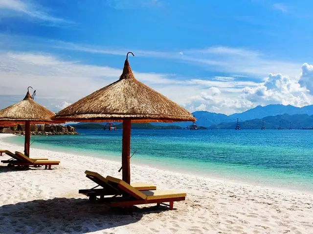 10. Biển Mỹ Khê - Địa Điểm Vui Chơi Giải Trí Đà Nẵng